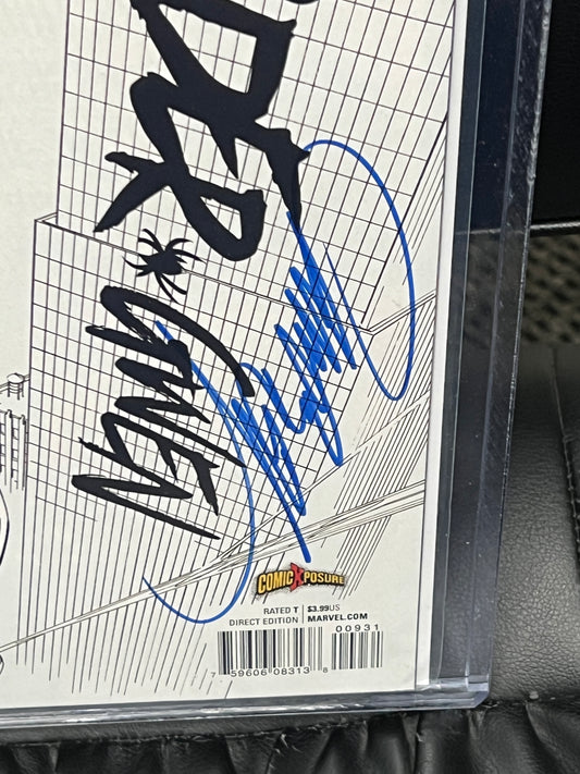 Spider-Gwen #9 - B&W Variant - Signed by J Scott Campbell