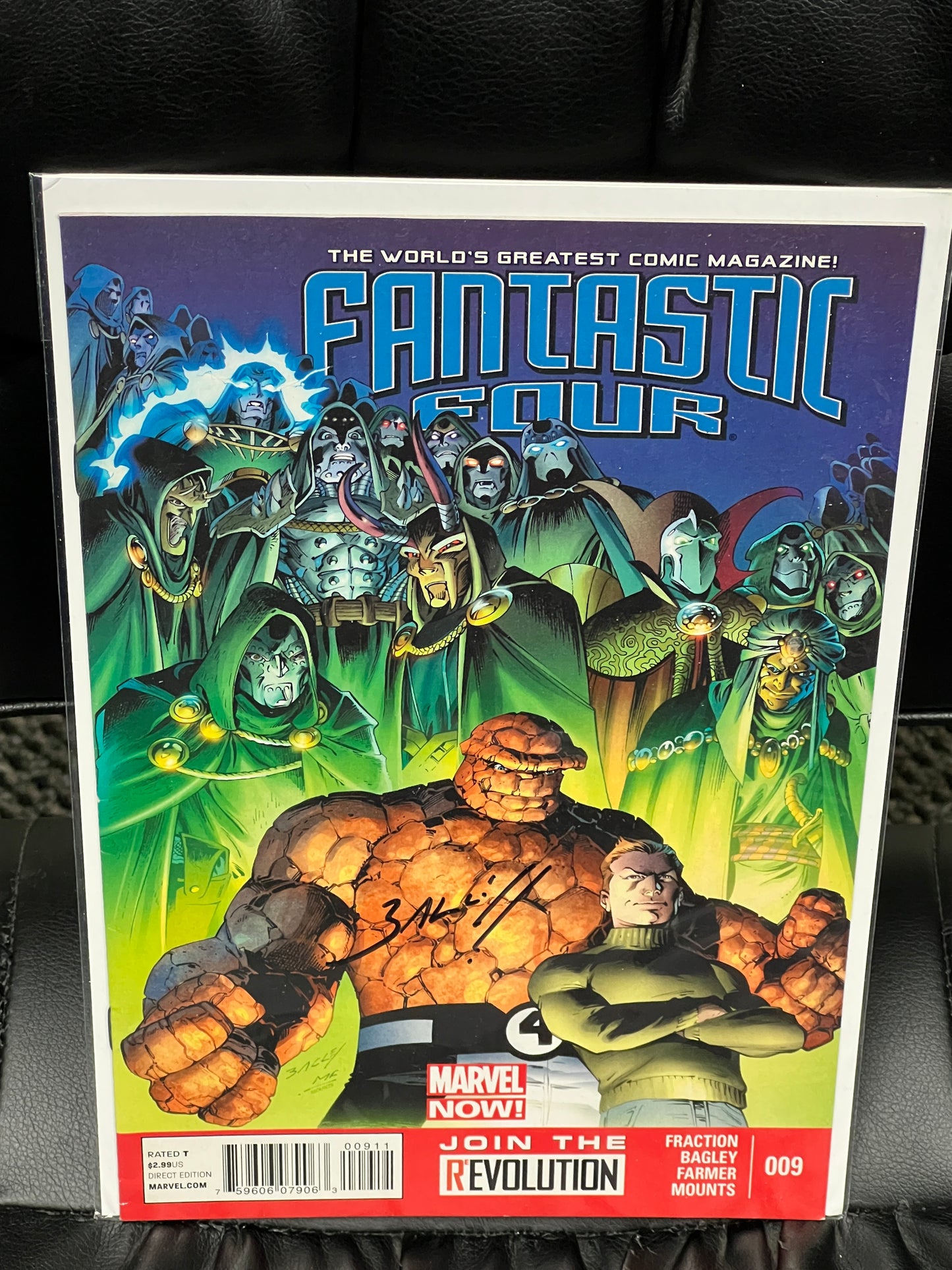 Fantastic Four #009 - Signed by Mark Bagley