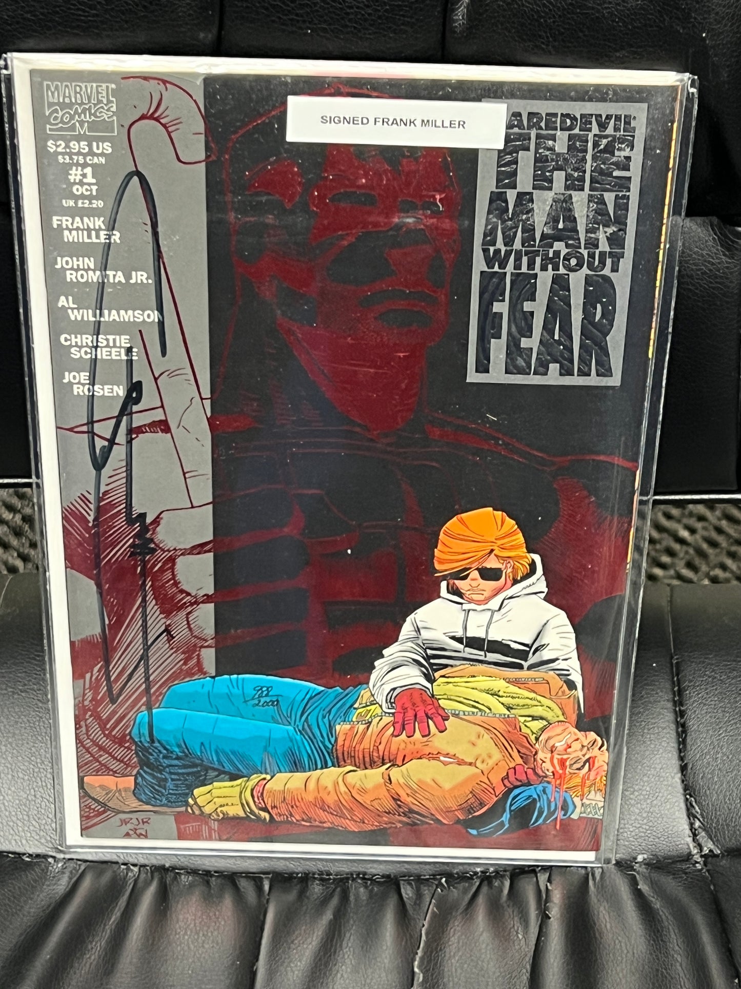 Daredevil - The Man Without Fear #1 - Signed by Frank Miller