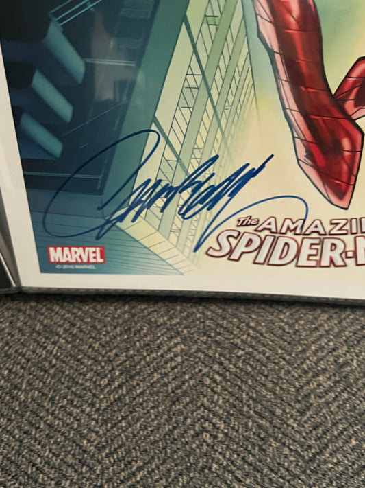 Art Print (11 x 17) - The Amazing Spider-Man #1 - Signed by J. Scott Campbell