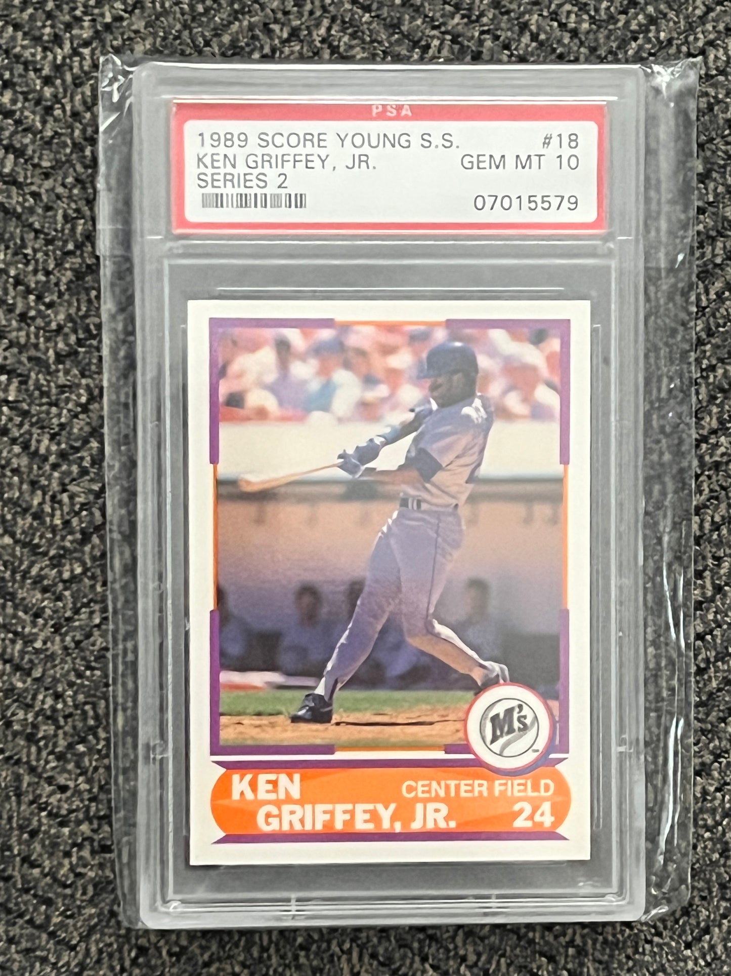 1989 Score Young Superstars II Ken Griffey Jr. rookie #18 (PSA - 10.0)